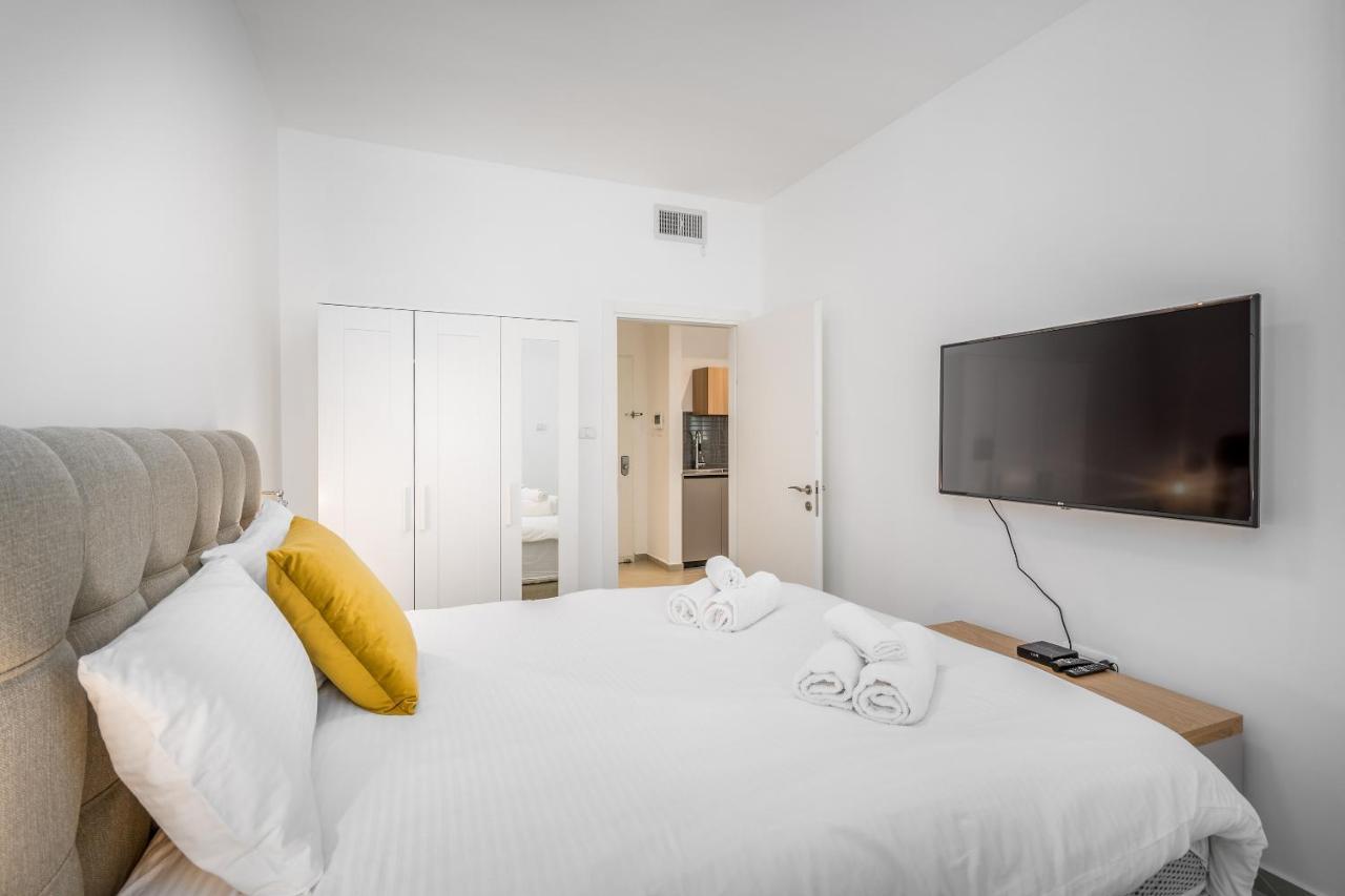 Stunning 1 Bdr With Balcony On Sheinkin St Διαμέρισμα Τελ Αβίβ Εξωτερικό φωτογραφία